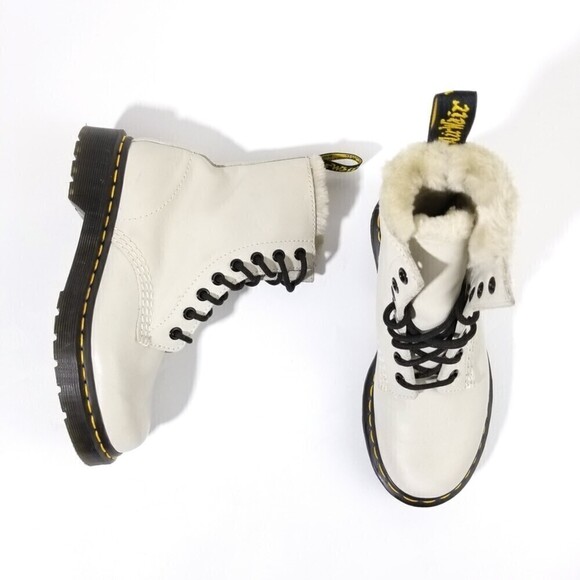 Dr. Martens 1460 Serena White Fur Lined Ankle High Top Platform Boots Gorpcore 5 - Picture 10 of 10